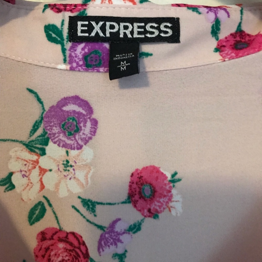 Express Balloon Sleeves Floral Blouse View 2